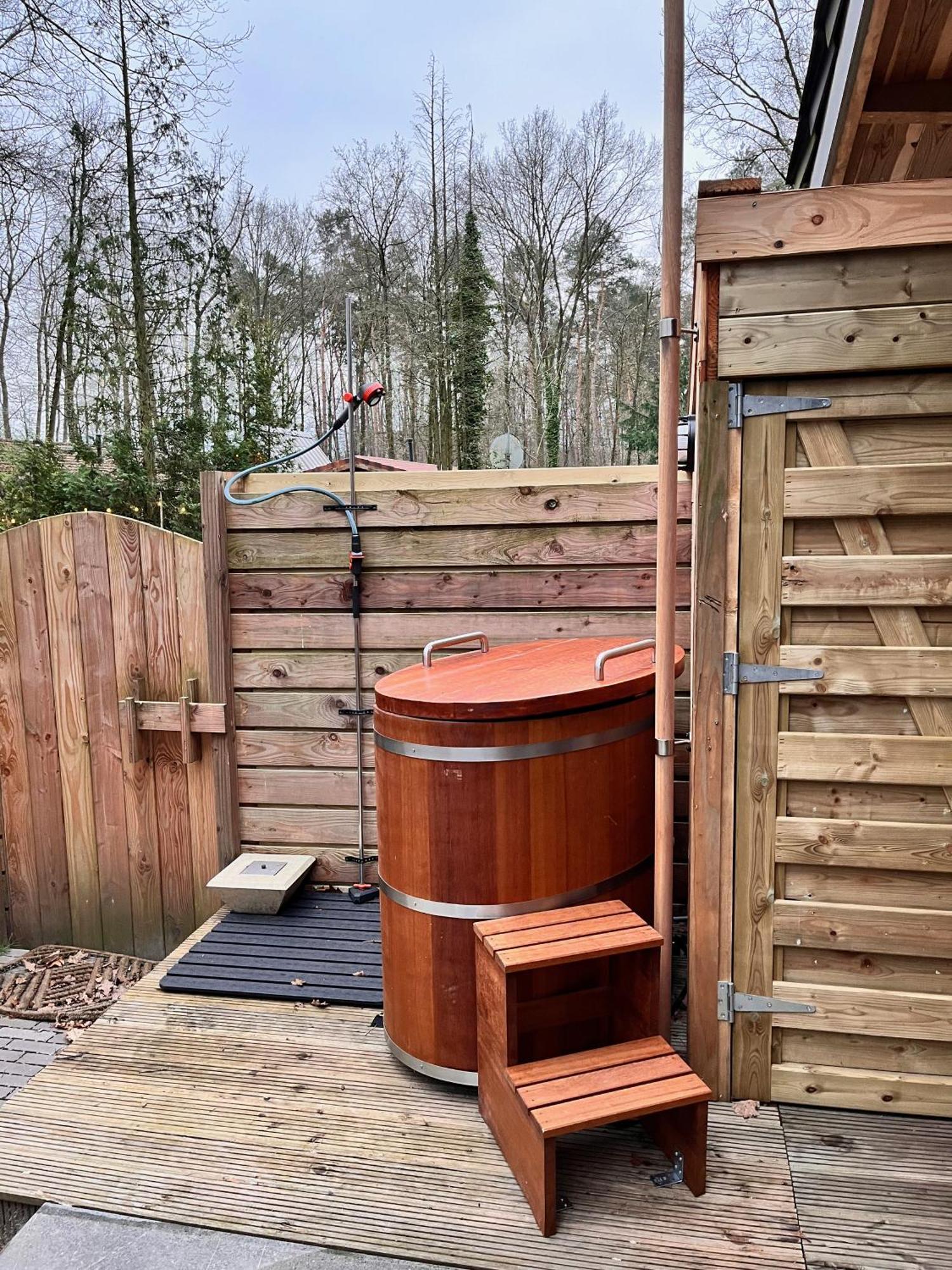 Vakantiechalet Voor 4 Plus 2 Met Sauna 라나켄 외부 사진